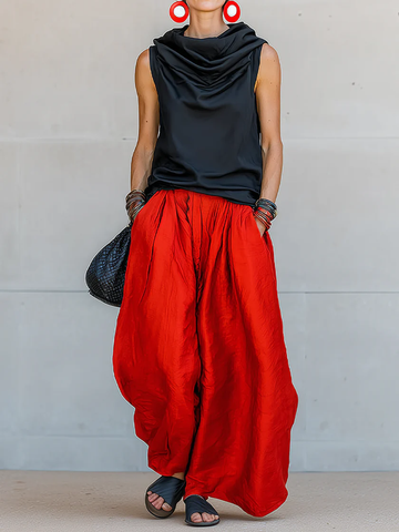 Black Sleeveless Turtleneck Top Paired With Wide-leg Pants Suit